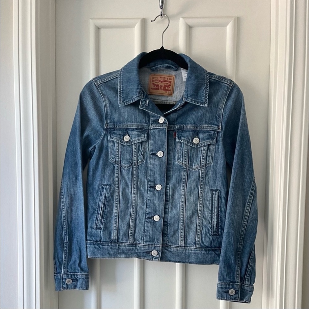 Levi’s Denim Trucker Jean Jacket